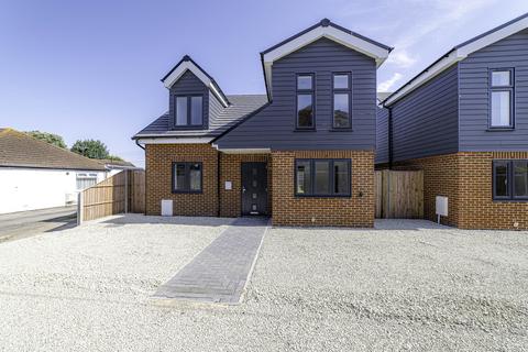 Fairway Close, St. Marys Bay, TN29 3 bed detached house for sale