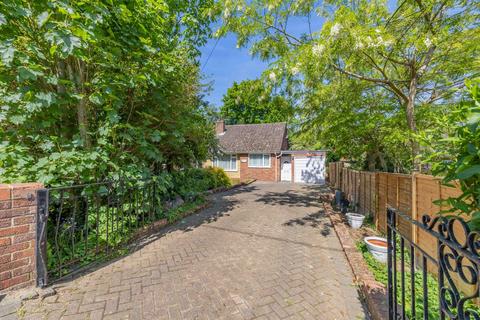 Bolts Hill, Chartham, Canterbury... 2 bed bungalow for sale