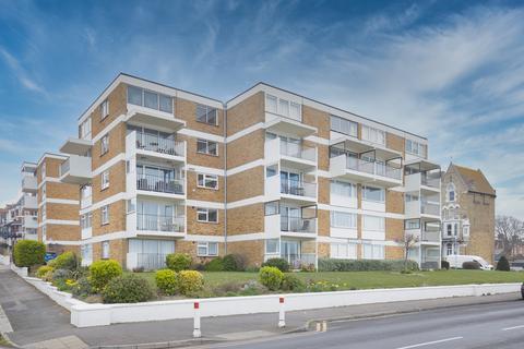 Victoria Parade, Ramsgate, CT11 2 bed flat for sale