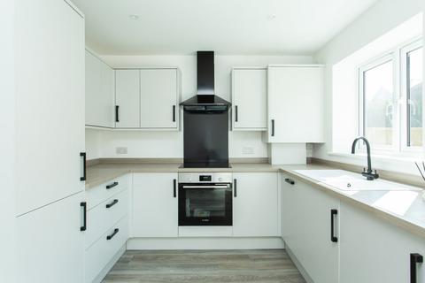 Primrose Road, Dover, Kent, CT17 3 bed terraced house for sale