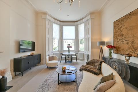 Earl's Court Square, London 2 bed flat for sale