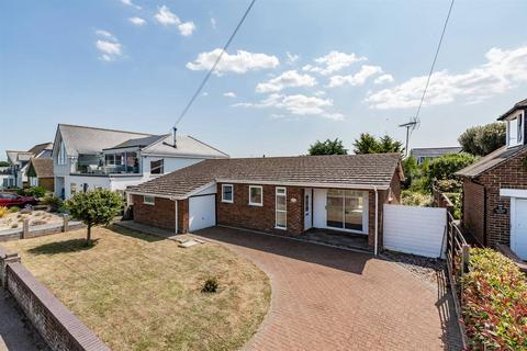 Marine Crescent, Tankerton, Whitstable 3 bed detached bungalow for sale