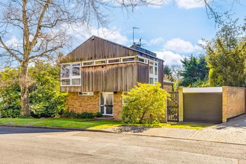 Willow Grove, Welwyn Garden City... 5 bed detached house for sale