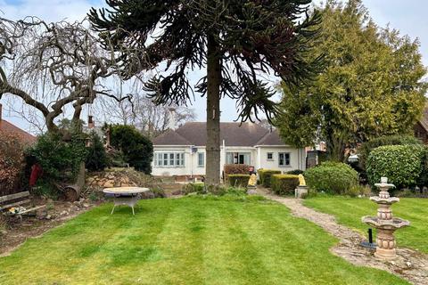 Leiston 4 bed detached bungalow for sale