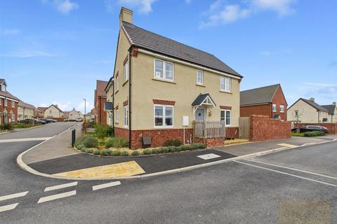 Somerdale Avenue, Brockworth, Gloucester 3 bed semi
