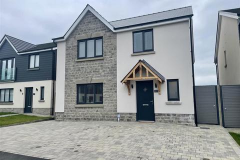 Maes Y Teirw, Carmarthen 4 bed detached house for sale