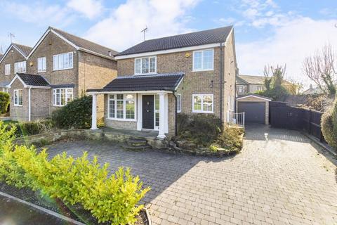Mawcroft Close, Leeds LS19 3 bed detached house for sale