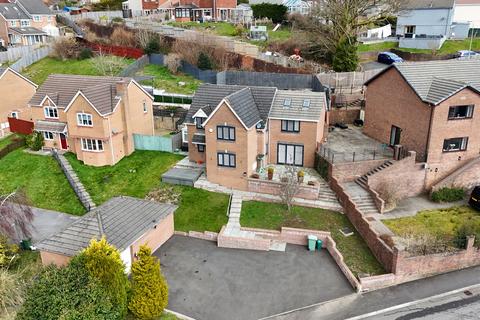 Cwmdare, Aberdare CF44 5 bed detached house for sale