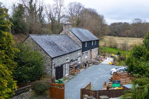 Howey, Llandrindod Wells, LD1 4 bed character property for sale