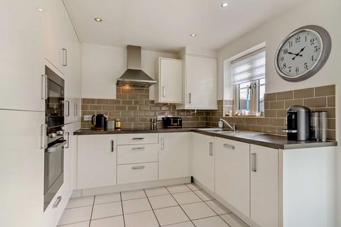 Ashley Mews, Castleford, West Yorkshire 3 bed detached house for sale