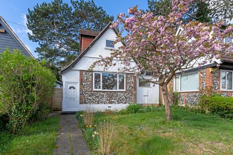 Church Crescent, Hertfordshire CM21 2 bed detached house for sale