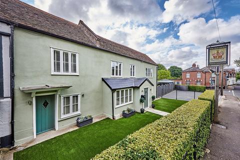 4 bedroom semi-detached house for sale