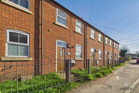 Derby Road, Uttoxeter ST14 2 bed townhouse for sale