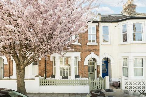 Steerforth Street, London SW18 2 bed flat for sale