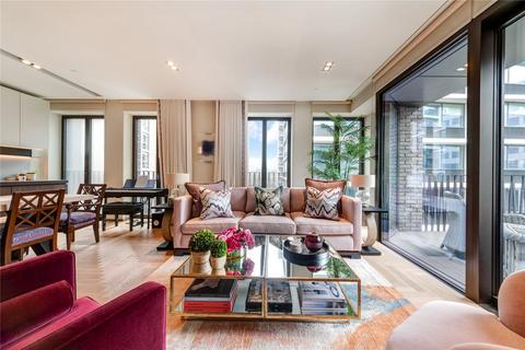 Fenman House, 5 Lewis Cubitt Walk, N1C 3 bed apartment for sale