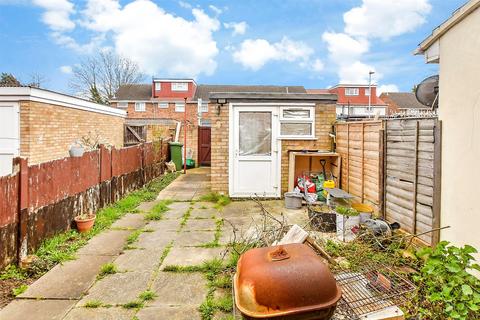 Lake Road, Romford, Essex 3 bed terraced house for sale