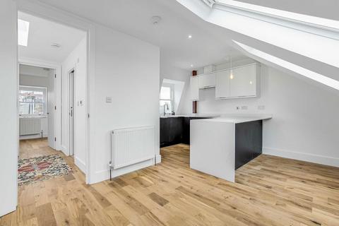 Garratt Terrace, London SW17 1 bed flat for sale