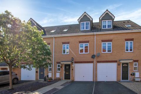 Ainderby Gardens, Northallerton DL7 3 bed townhouse for sale