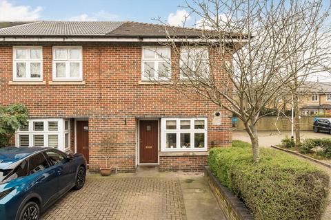William Close, Southall UB2 4 bed end of terrace house for sale