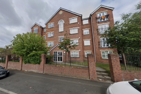 141 Waterloo Road, Manchester, M8 2 bed flat for sale