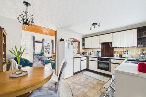 Swan Lane, Long Stratton 1 bed terraced house for sale