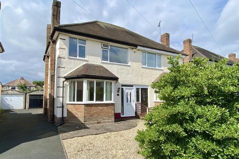 17 Sundorne Avenue, Shrewsbury, SY1 4JL 3 bed semi