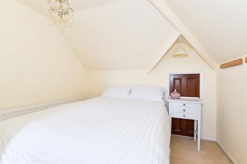 Chatham Road, Maidstone ME14 3 bed detached bungalow for sale
