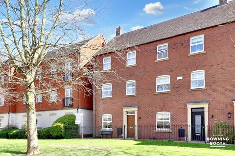 Thacker Drive, Lichfield WS13 4 bed townhouse for sale