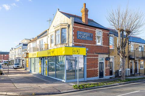 Tankerville Drive, Leigh