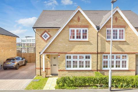 Swan Grove, Basildon, Essex 3 bed semi