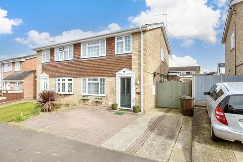 Whitebeam Drive, Coxheath... 3 bed semi