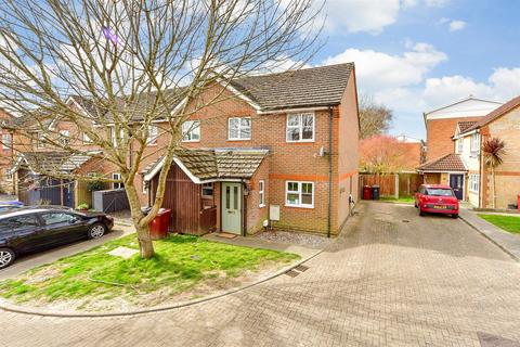 Stephens Close, Chichester, West Sussex 2 bed end of terrace house for sale