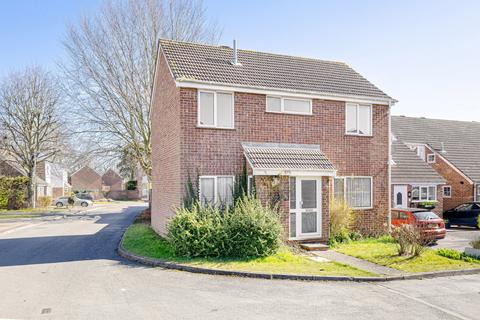 Pynchbek, Bishop's Stortford... 3 bed detached house for sale