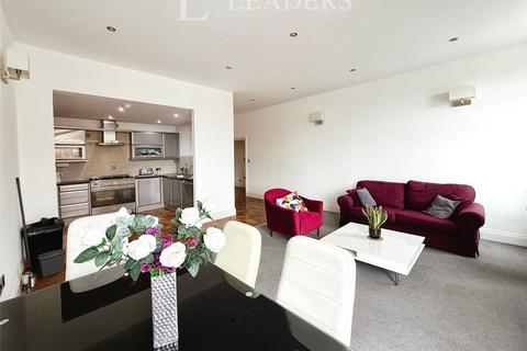 The Hard, Portsmouth, Hampshire 2 bed apartment for sale