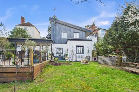 Henwick Road, Worcester... 3 bed detached house for sale