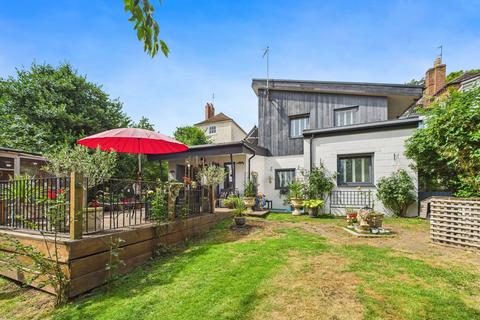 Henwick Road, Worcester... 3 bed detached house for sale