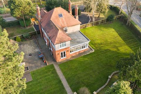 The Avenue, Healing, N E... 5 bed detached house for sale