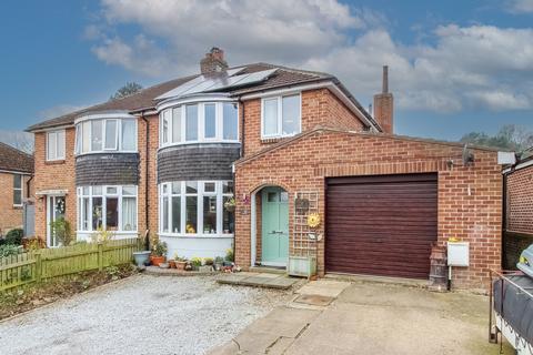 Hebble Mount, Meltham, Holmfirth 4 bed semi