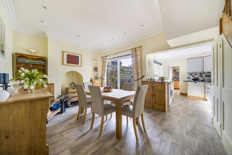 New Street, Sandwich 4 bed semi