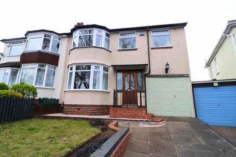 Hill Crest Grove, Kingstanding 3 bed semi