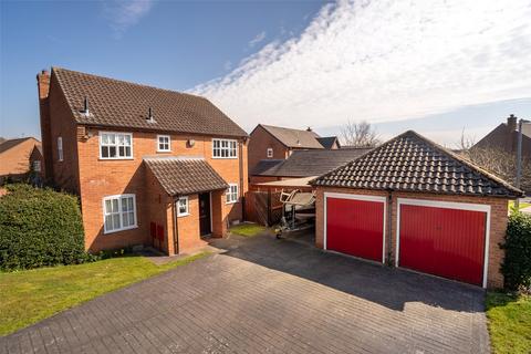 40 Tadorna Drive, Telford, Shropshire 4 bed detached house for sale