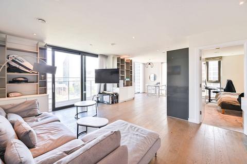 St Gabriel Walk, Elephant and Castle... 2 bed flat for sale