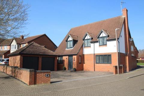Shenley Brook End, Milton Keynes MK5 4 bed detached house for sale