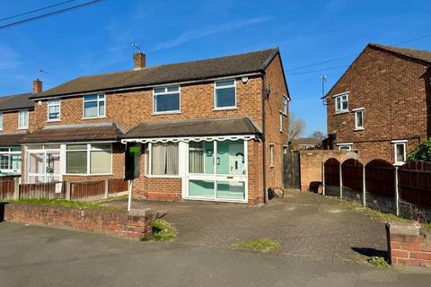 Campville Crescent, West Bromwich... 3 bed semi