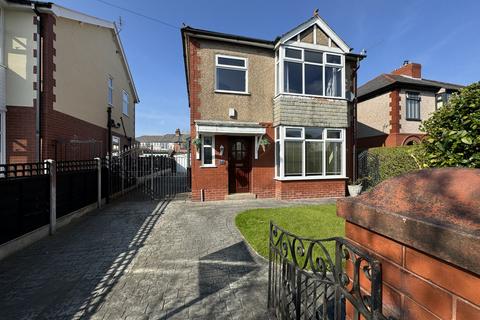 Cadley Causeway, Preston, PR2 3 bed detached house for sale