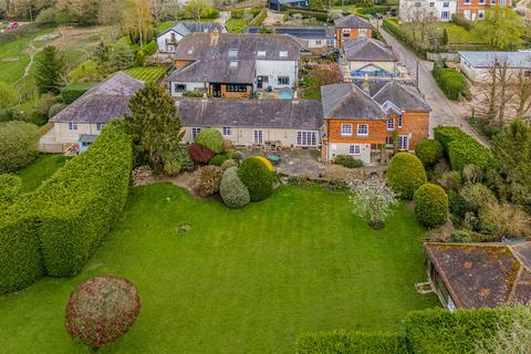 Rowner Road, Billingshurst 5 bed detached house for sale