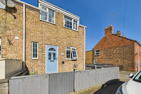 South Street, Middleton, YO25 9UB 3 bed end of terrace house for sale
