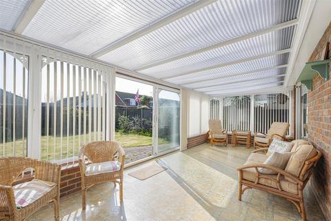 Hoddern Avenue, Peacehaven 4 bed detached house for sale