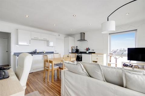 Avalon Close, Enfield 1 bed flat for sale