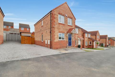 Arnall Close, Knottingley, West... 3 bed semi